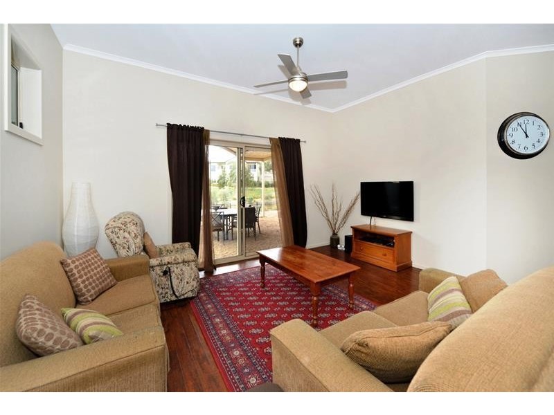 18 Torrey Road, Flagstaff Hill SA 5159