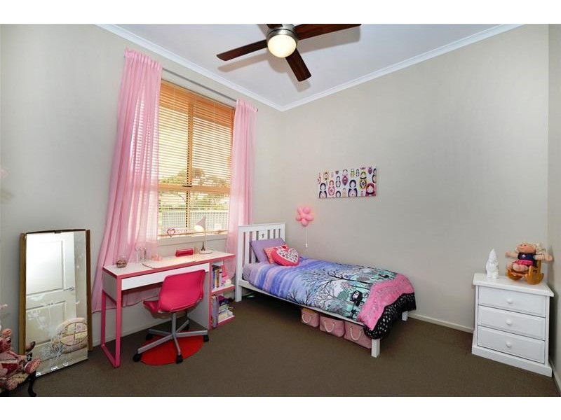 18 Torrey Road, Flagstaff Hill SA 5159