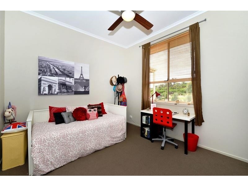 18 Torrey Road, Flagstaff Hill SA 5159