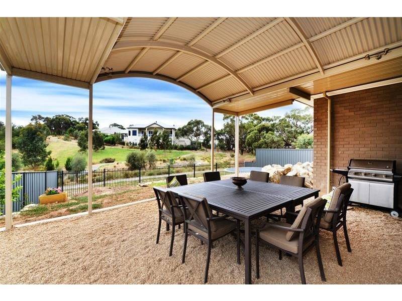 18 Torrey Road, Flagstaff Hill SA 5159