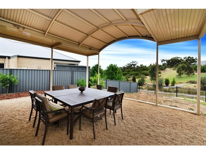 18 Torrey Road, Flagstaff Hill SA 5159