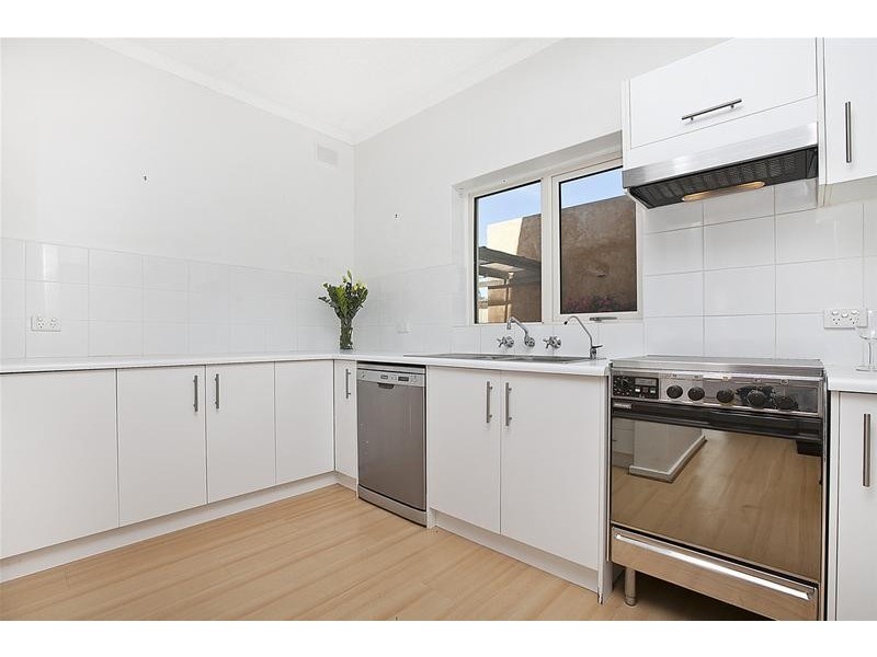 8/53 North Esplanade, Glenelg North SA 5045