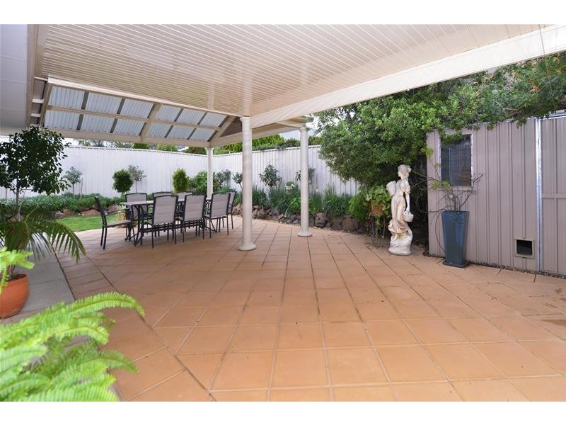 49 Talladira Way, Woodcroft SA 5162