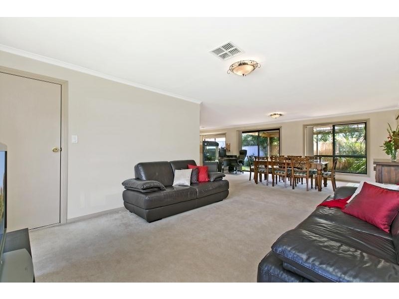 3 Handley Avenue, Mitchell Park SA 5043