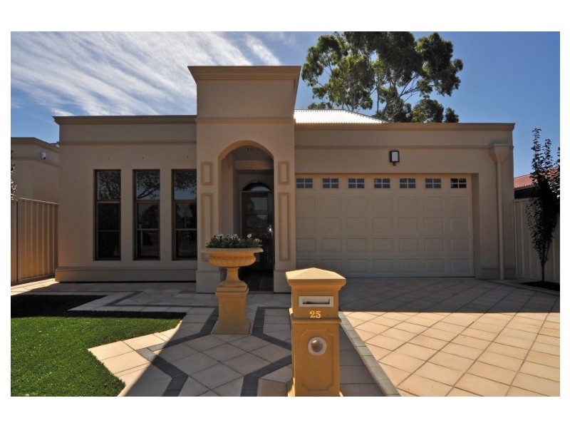 25 Hobart Road, Henley Beach South SA 5022