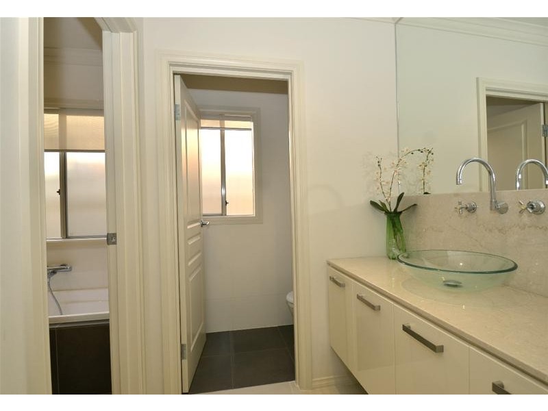 4 Stonehouse Avenue, Camden Park SA 5038