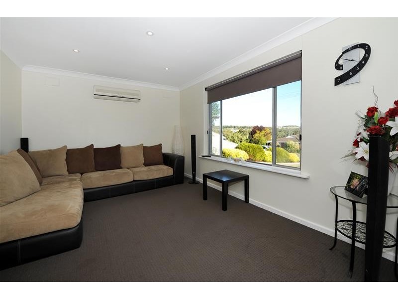 5 Hurley Grove, Hackham SA 5163