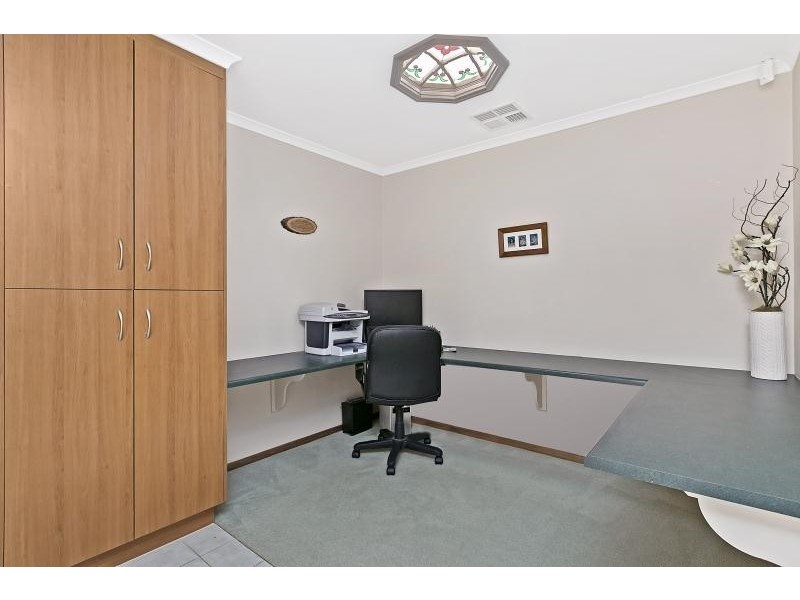 16 Mackay Avenue, North Plympton SA 5037