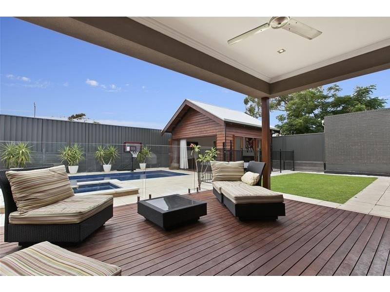 37 Acacia Street, Seacliff SA 5049