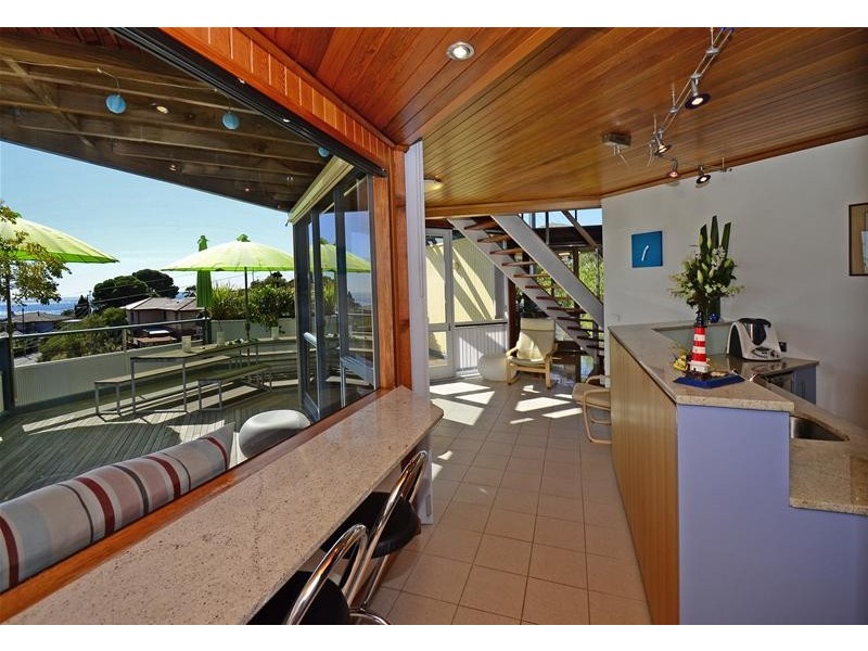 2 Caralue Road, Marino SA 5049