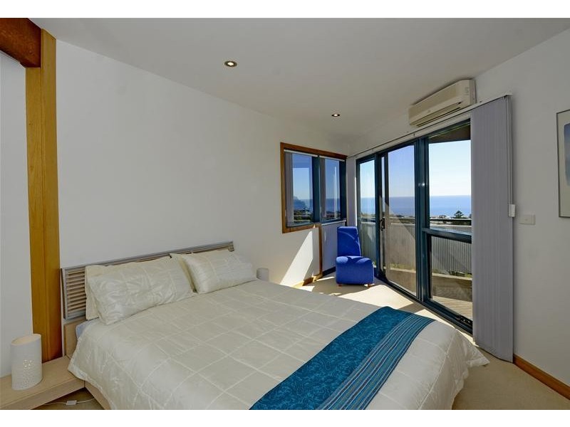 2 Caralue Road, Marino SA 5049