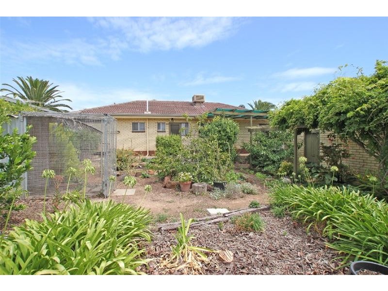 7 Bathurst Avenue, Moana SA 5169