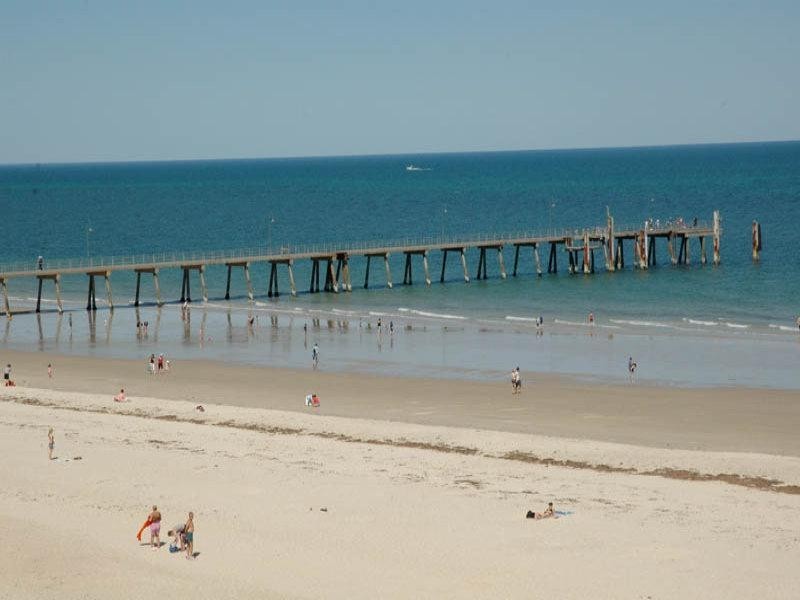 402/19 Holdfast Promenade, Glenelg SA 5045