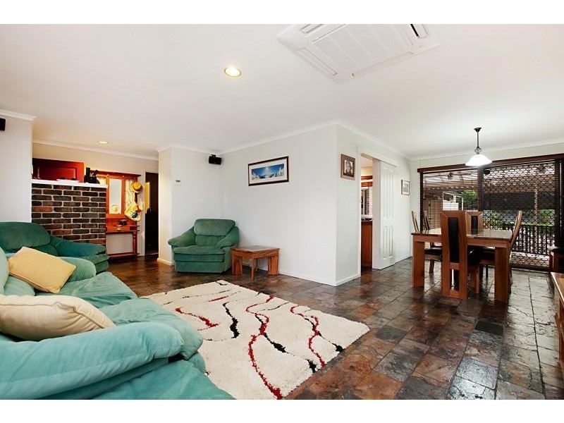 1 Cooinda Avenue, Flagstaff Hill SA 5159