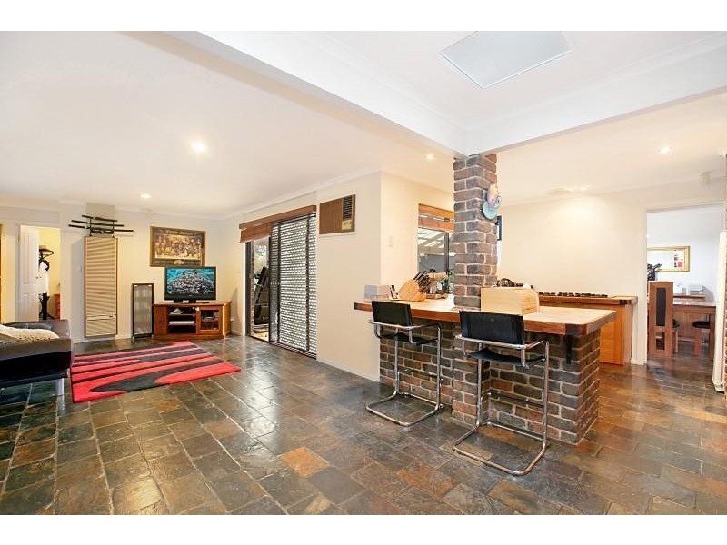 1 Cooinda Avenue, Flagstaff Hill SA 5159