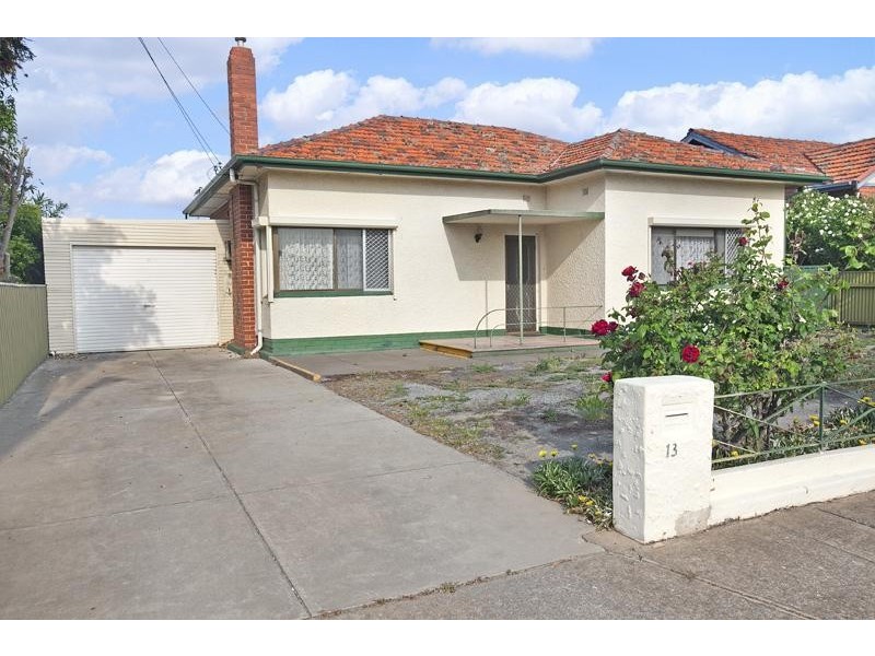 13 McGilp Avenue, Glengowrie SA 5044