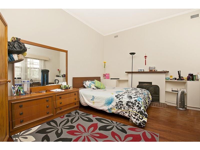 482 Cross Road, Glandore SA 5037