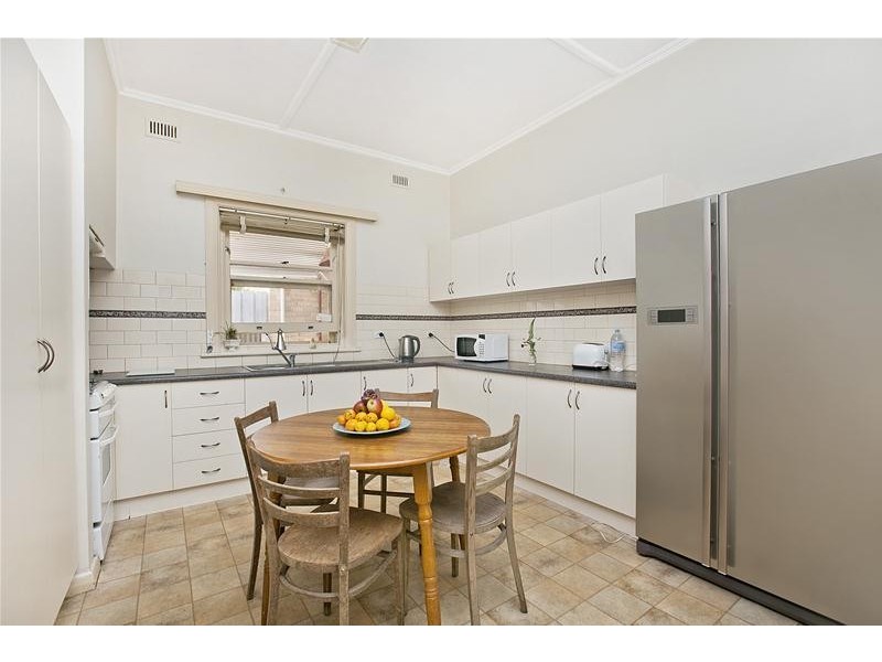 482 Cross Road, Glandore SA 5037