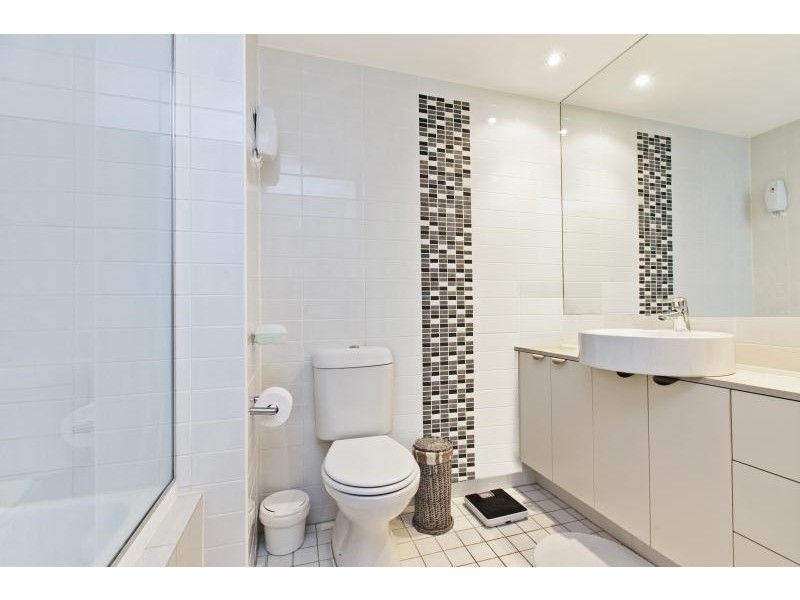 210/19 Holdfast Promenade, Glenelg SA 5045