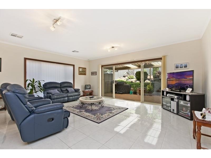 22 Stella Street, Darlington SA 5047