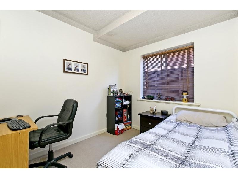 2/21 Chetwynd Street, West Beach SA 5024