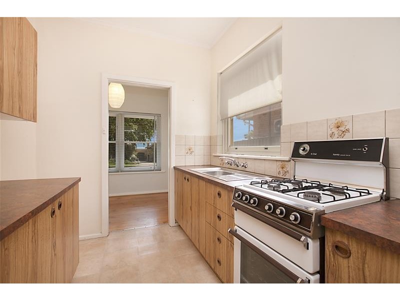 10 Forrest Street, Seaview Downs SA 5049