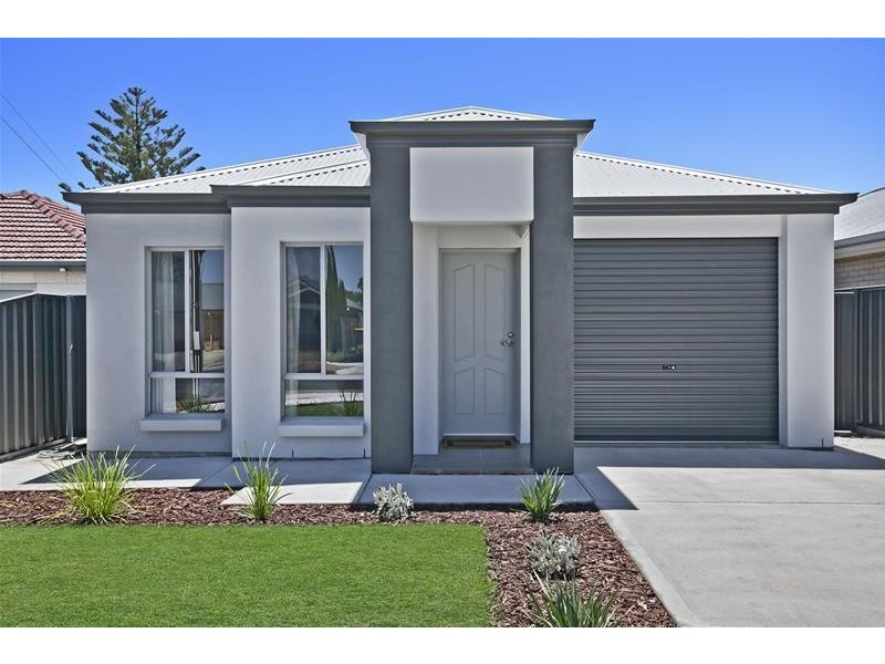 11 Inverness Avenue, Marion SA 5043