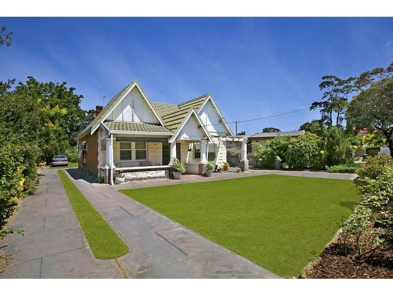 40 St Georges Avenue, Glandore SA 5037