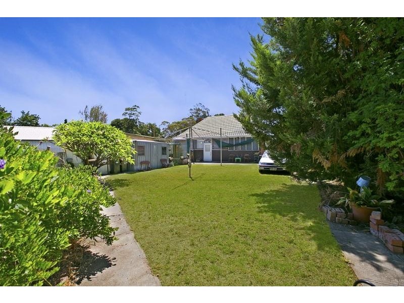 40 St Georges Avenue, Glandore SA 5037