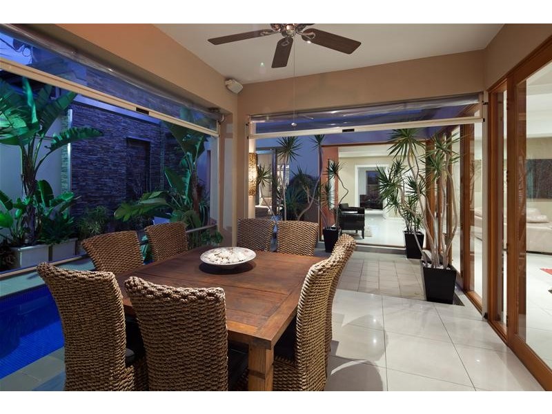 11A Pier Street, Glenelg SA 5045