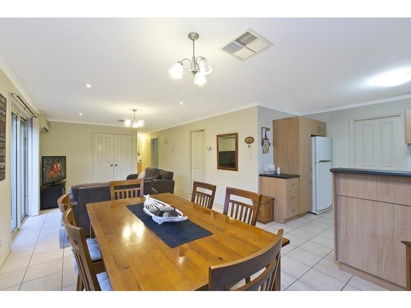 8a Mackay Avenue, North Plympton SA 5037