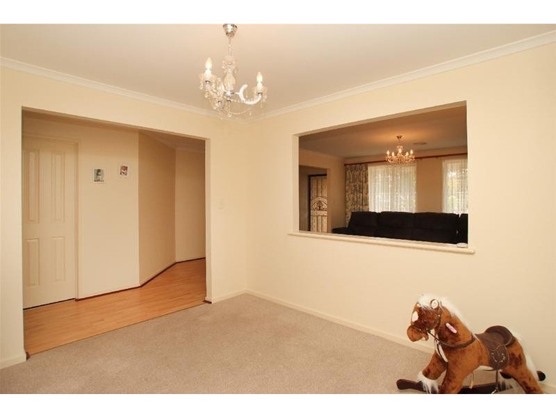 2 Fuschia Street, Huntfield Heights SA 5163