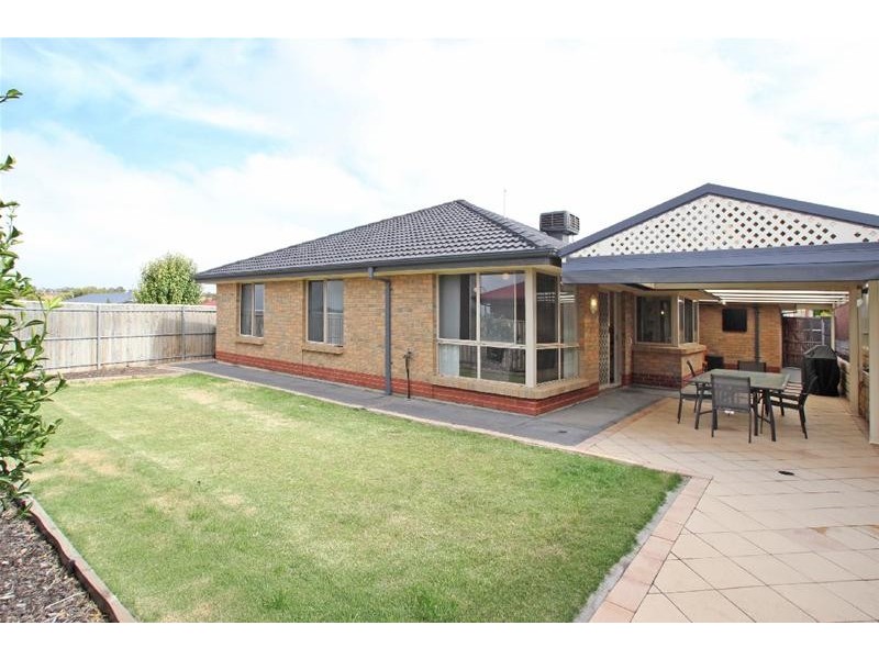 2 Fuschia Street, Huntfield Heights SA 5163