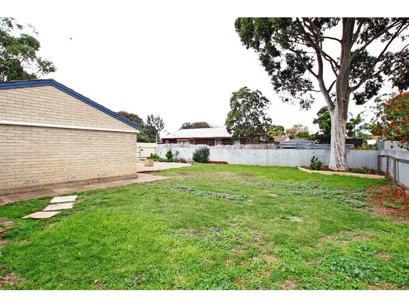 5 Brigalow Road, Morphett Vale SA 5162