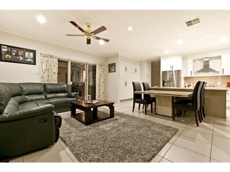 2a Light Terrace, Glenelg North SA 5045