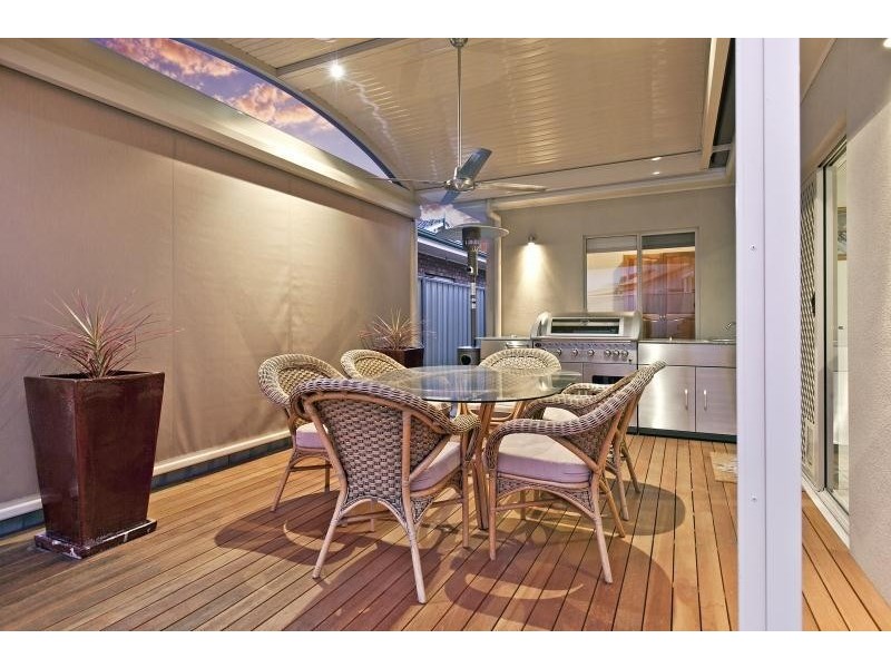 2a Light Terrace, Glenelg North SA 5045