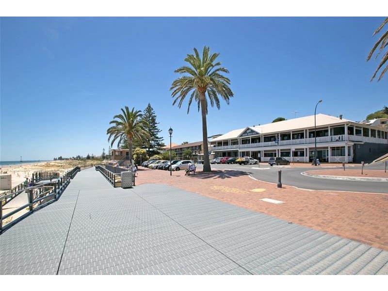 1/222 Esplanade, Seacliff SA 5049