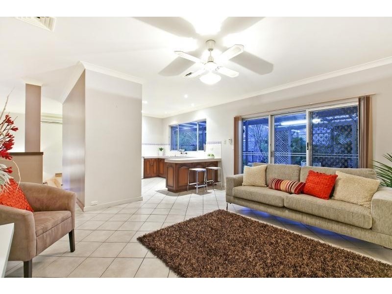 4 Chatswood Crescent, Kidman Park SA 5025