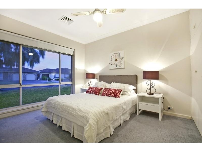 4 Chatswood Crescent, Kidman Park SA 5025