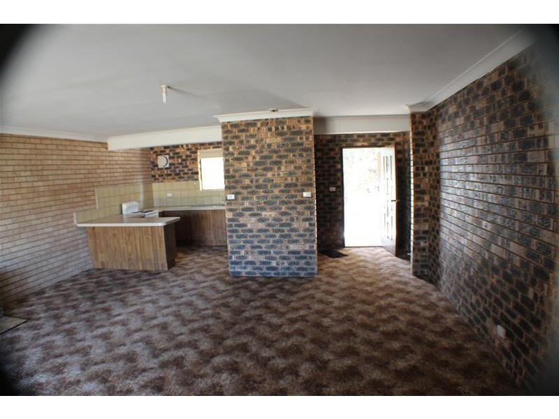 4 Poplar Street, Berridale NSW 2628