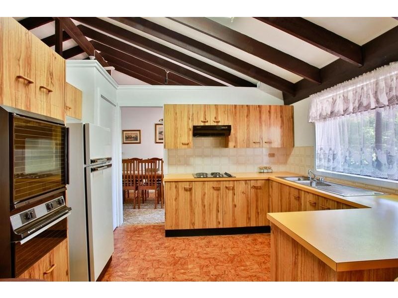 6 Lotus  Avenue, Kalkite NSW 2627