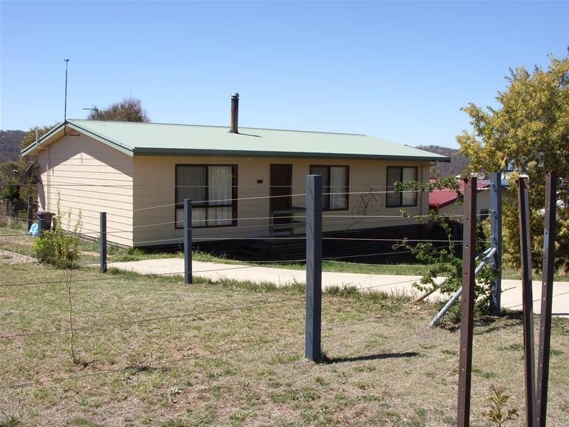94 Gippsland  Street, Jindabyne NSW 2627