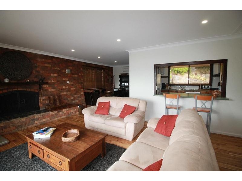 21 Rushes Bay Avenue, East Jindabyne NSW 2627