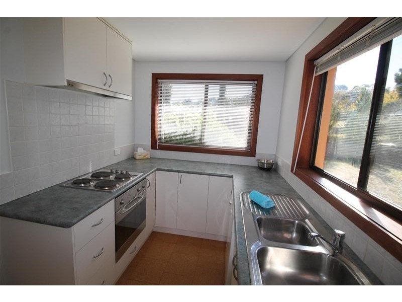 2 Kanangra Crescent, East Jindabyne NSW 2627