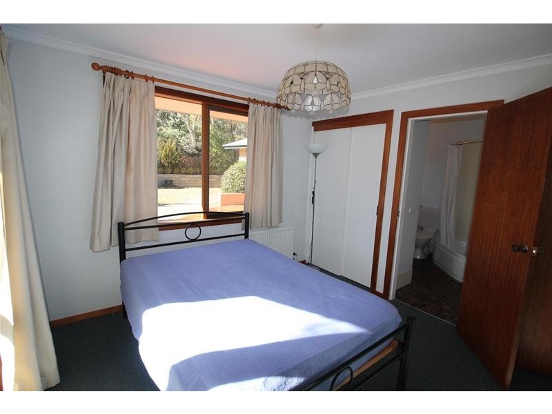 2 Kanangra Crescent, East Jindabyne NSW 2627