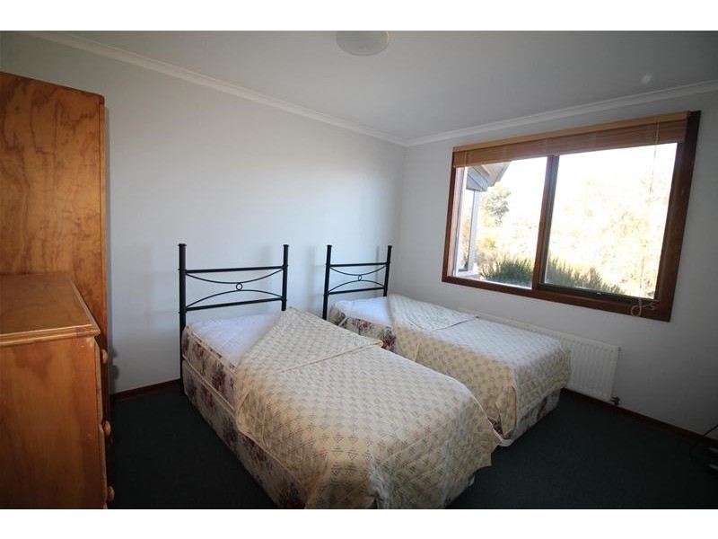 2 Kanangra Crescent, East Jindabyne NSW 2627