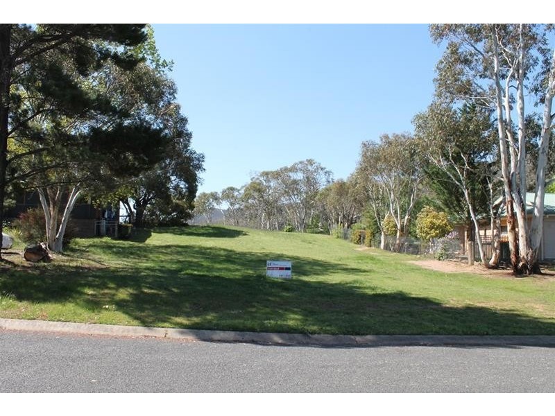 18 Banksia Avenue, Kalkite NSW 2627