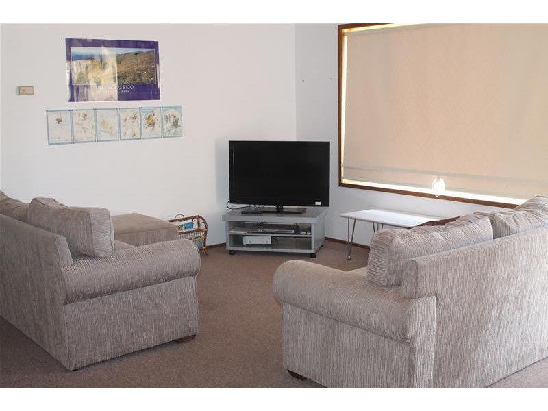 6 Gardenia Court, Kalkite NSW 2627