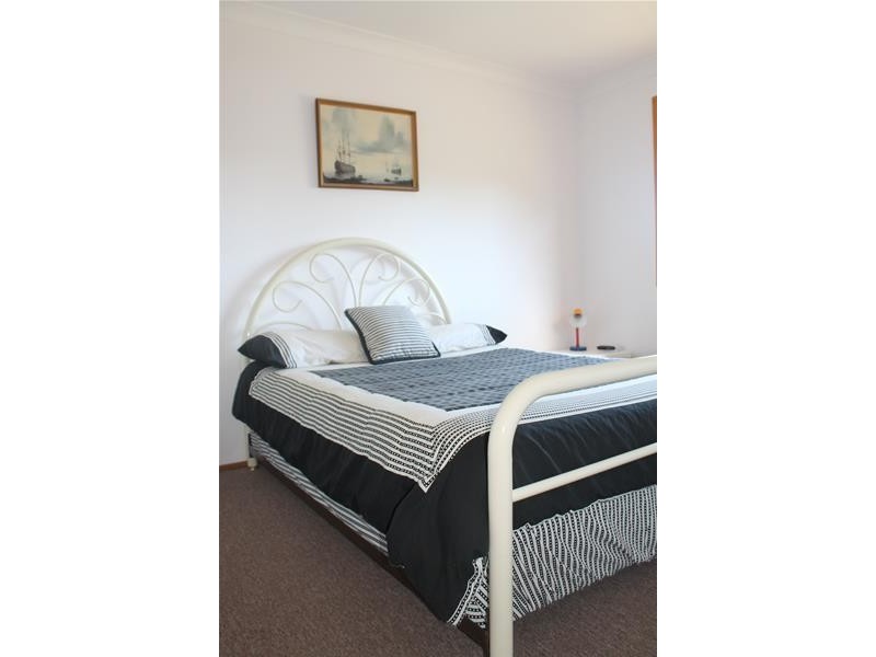 6 Gardenia Court, Kalkite NSW 2627