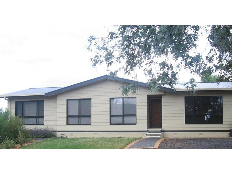 17 Banksia Avenue, Kalkite NSW 2627